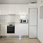 Phaedrus Living: Centre Luxury Flat Esperidon 201 Nicosia