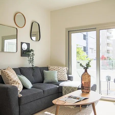 Phaedrus Living: Centre Luxury Flat Esperidon 201 Apartment *